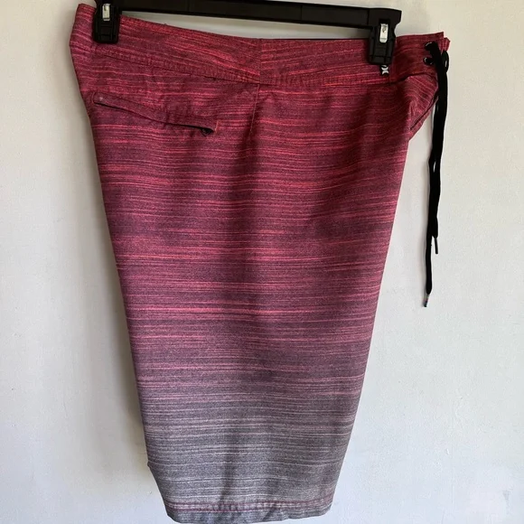 Hurley surf brand surfing board shorts mens 32, multicolored, back zip pocket - Picture 3 of 7